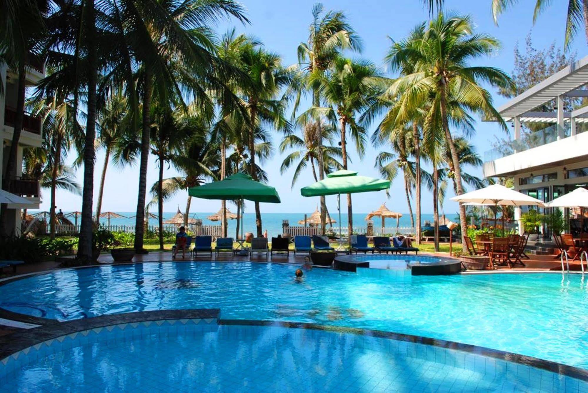 Canary Beach Resort Mui Ne Exterior photo